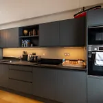 Vakantiehuis Enchanting Clifton Retreat With Patio Garden *