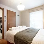 Enchanting Clifton Retreat With Patio Garden Vakantiehuis Bristol