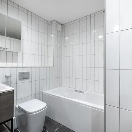 Feriehus Enchanting Clifton Retreat With Patio Garden *