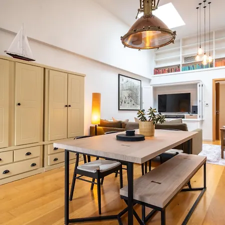 別荘 Enchanting Clifton Retreat With Patio Garden ブリストル